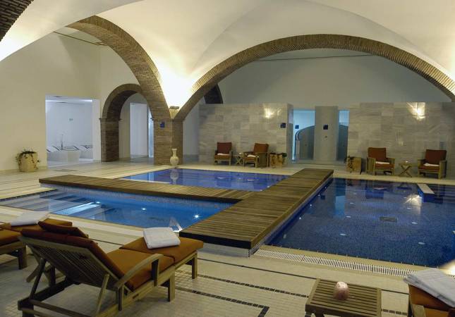 Las mejores habitaciones en Hotel Blancafort Spa Termal. Relájate con nuestra oferta en Barcelona